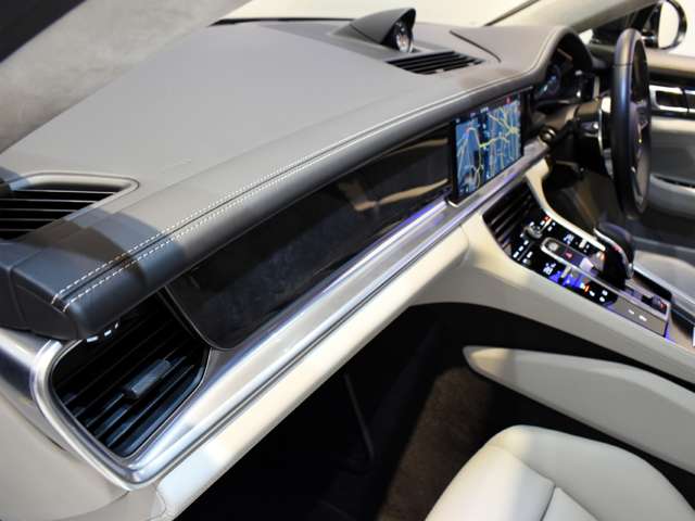 ポルシェ パナメーラ ターボ ＰＤＫ ４ＷＤ H29年 (関東) 99