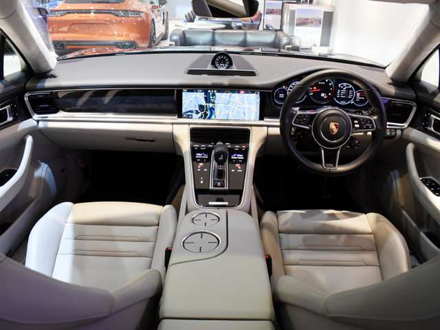 ポルシェ パナメーラ ターボ ＰＤＫ ４ＷＤ H29年 (関東) 99