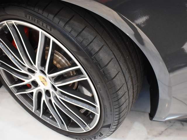 ポルシェ パナメーラ ターボ ＰＤＫ ４ＷＤ H29年 (関東) 99