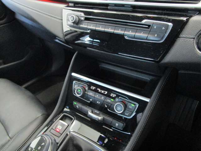 ＢＭＷ ２シリーズアクティブツアラー ２１８Ｄ ラグジュアリー ディーゼルターボ H30年 (近畿) 99