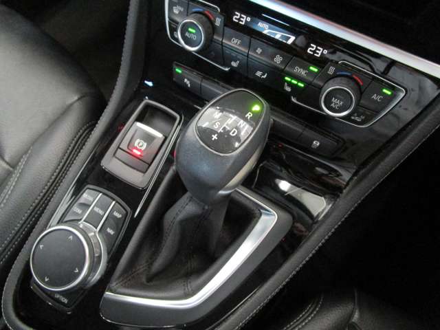 ＢＭＷ ２シリーズアクティブツアラー ２１８Ｄ ラグジュアリー ディーゼルターボ H30年 (近畿) 99