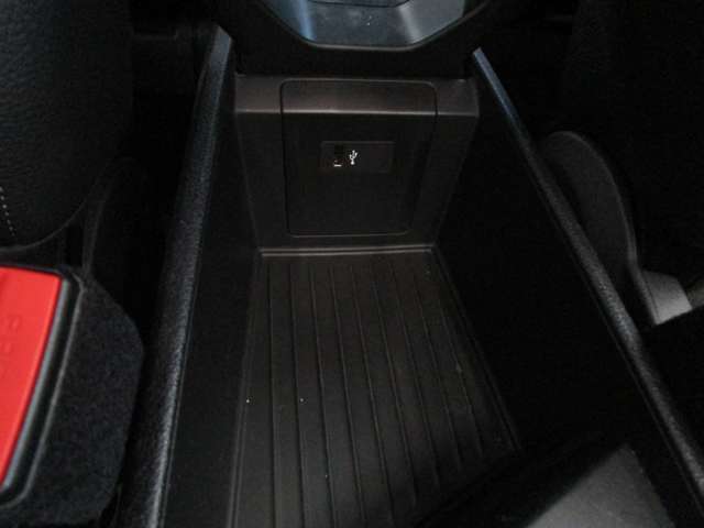 ＢＭＷ ２シリーズアクティブツアラー ２１８Ｄ ラグジュアリー ディーゼルターボ H30年 (近畿) 99