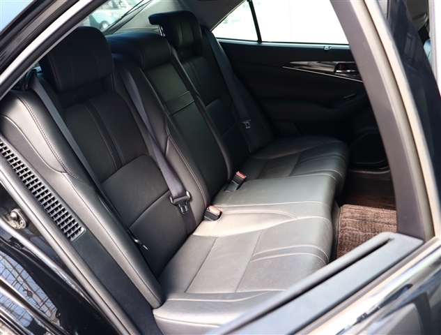 トヨタ クラウン　ハイブリッド ハイブリッド ２．５ Ｇ H25年 (関東) 99