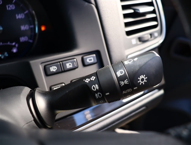 トヨタ クラウン　ハイブリッド ハイブリッド ２．５ Ｇ H25年 (関東) 99