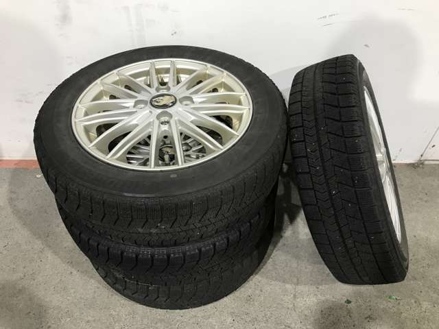 トヨタ ピクシス　エポック ６６０ ＬＦ ４ＷＤ H27年 (北海道) 99