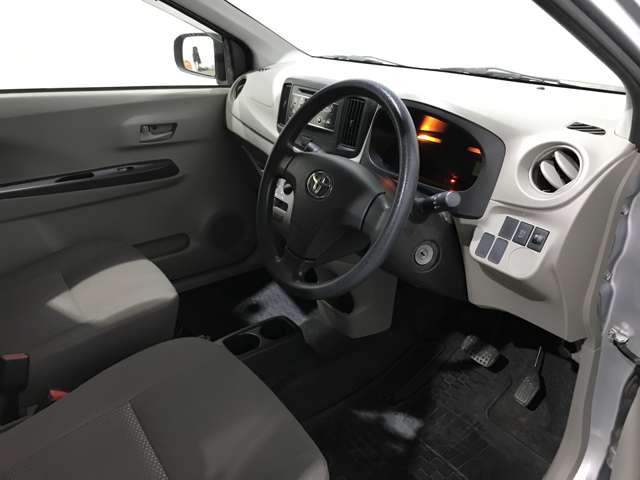 トヨタ ピクシス　エポック ６６０ ＬＦ ４ＷＤ H27年 (北海道) 99