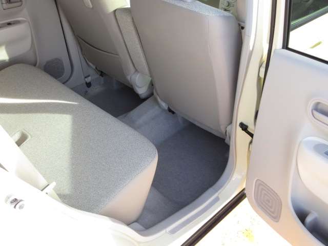 スズキ アルトラパン ６６０ Ｌ R1年 (東北) 99