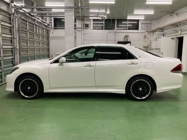 トヨタ クラウンアスリート ２．５ Ｉ－ＦＯＵＲ ４ＷＤ H22年 (北海道) 99