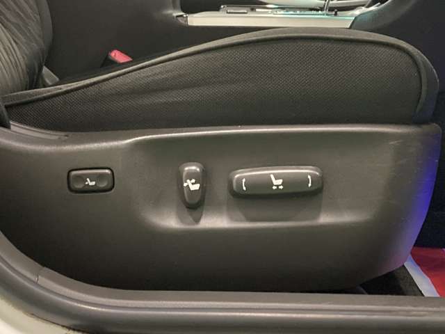 トヨタ クラウンアスリート ２．５ Ｉ－ＦＯＵＲ ４ＷＤ H22年 (北海道) 99