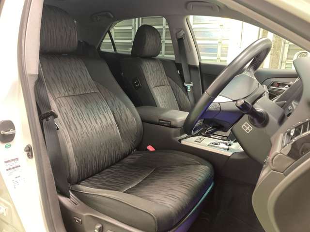 トヨタ クラウンアスリート ２．５ Ｉ－ＦＯＵＲ ４ＷＤ H22年 (北海道) 99