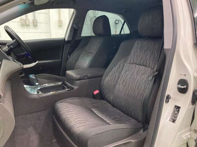 トヨタ クラウンアスリート ２．５ Ｉ－ＦＯＵＲ ４ＷＤ H22年 (北海道) 99