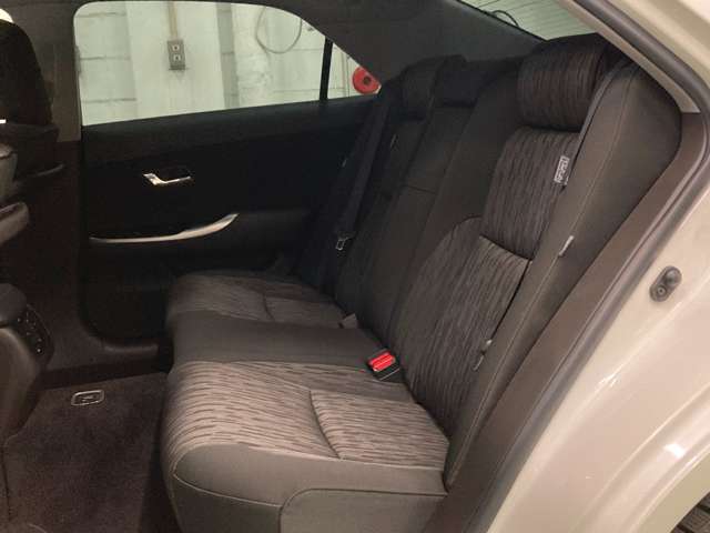 トヨタ クラウンアスリート ２．５ Ｉ－ＦＯＵＲ ４ＷＤ H22年 (北海道) 99