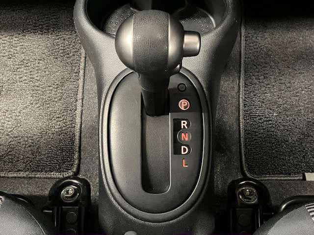 日産 マーチ １．２ Ｘ ＦＯＵＲ ４ＷＤ H27年 (北海道) 99