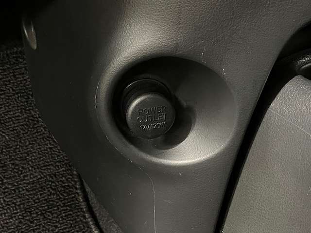 日産 マーチ １．２ Ｘ ＦＯＵＲ ４ＷＤ H27年 (北海道) 99