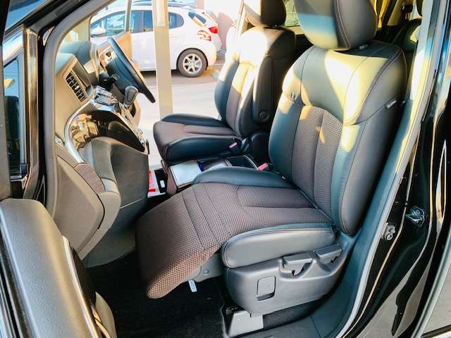 日産 エルグランド ２．５ ２５０ハイウェイスター H22年 (東北) 99