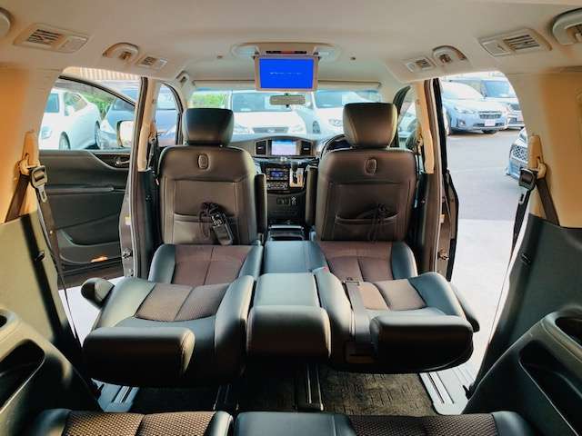 日産 エルグランド ２．５ ２５０ハイウェイスター H22年 (東北) 99