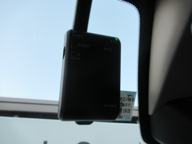 ホンダ ＺＲ－Ｖ ２．０ Ｅ：ＨＥＶ Ｘ R4年 (関東) 99