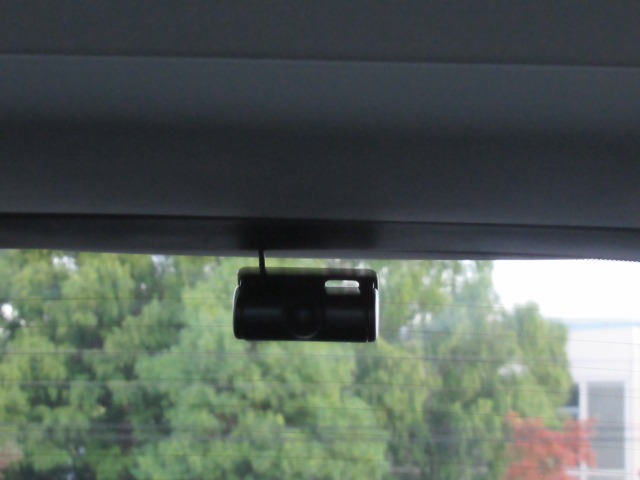 ホンダ ＺＲ－Ｖ ２．０ Ｅ：ＨＥＶ Ｘ R4年 (関東) 99