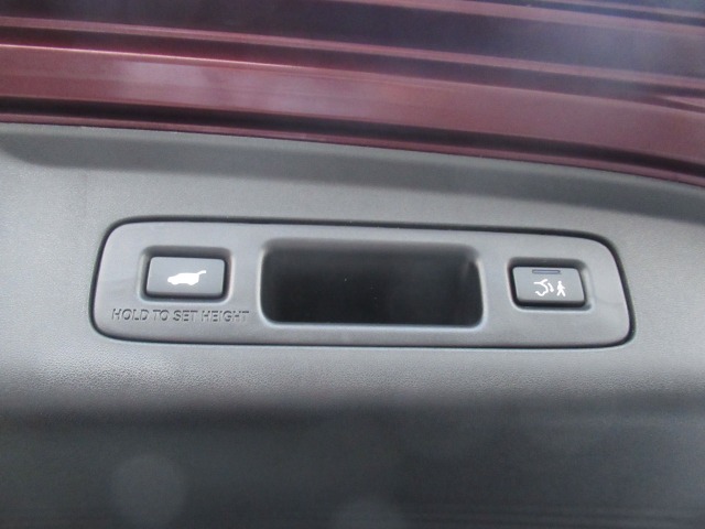 ホンダ ＺＲ－Ｖ ２．０ Ｅ：ＨＥＶ Ｘ R4年 (関東) 99