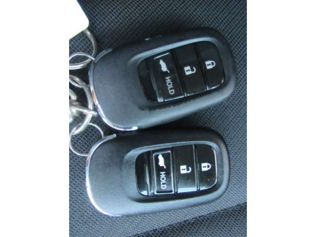 ホンダ ＺＲ－Ｖ ２．０ Ｅ：ＨＥＶ Ｘ R4年 (関東) 99