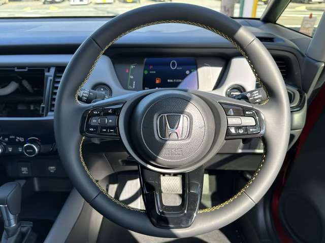 ホンダ フィット　ハイブリッド １．５ Ｅ：ＨＥＶ ＲＳ R5年 (東海) 99