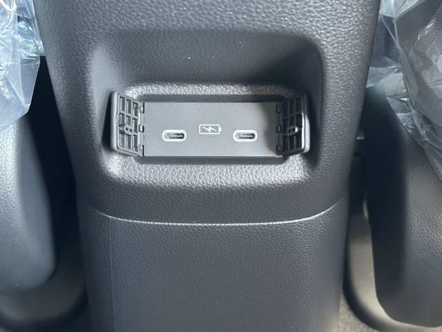 ホンダ フィット　ハイブリッド １．５ Ｅ：ＨＥＶ ＲＳ R5年 (東海) 99