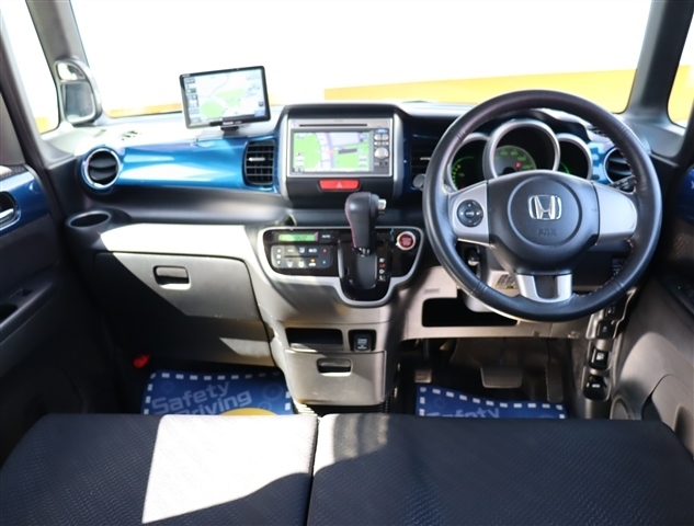 ホンダ Ｎ　ＢＯＸ＋ ６６０ Ｇ Ｌパッケージ ２トーンカラースタイル H25年 (関東) 99