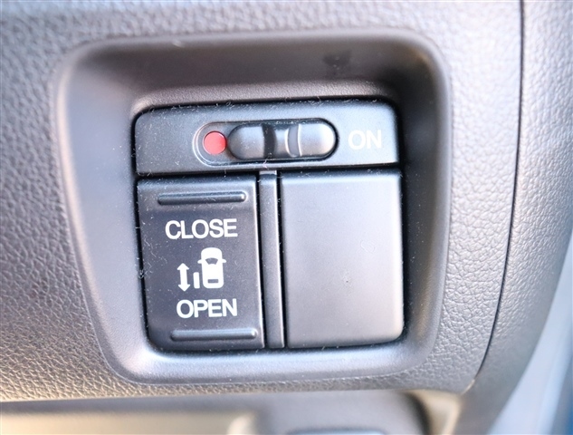 ホンダ Ｎ　ＢＯＸ＋ ６６０ Ｇ Ｌパッケージ ２トーンカラースタイル H25年 (関東) 99