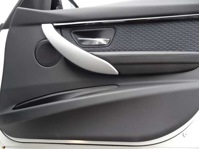 ＢＭＷ ３シリーズ ３２０ｄ　Ｍスポーツ H29年 (近畿) 99