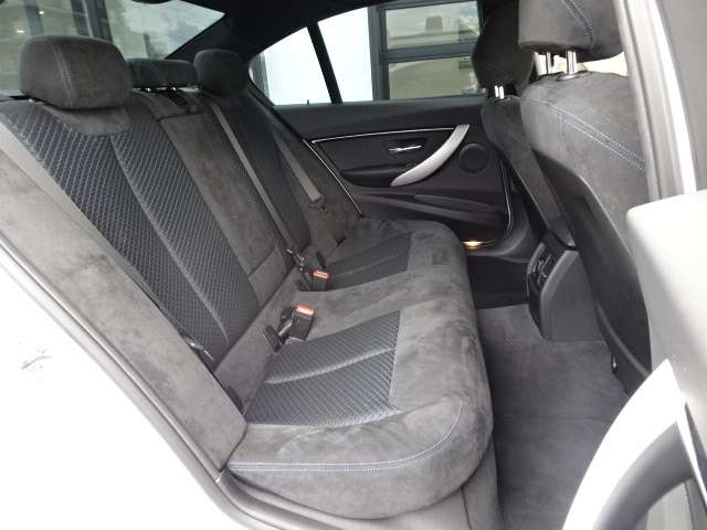 ＢＭＷ ３シリーズ ３２０ｄ　Ｍスポーツ H29年 (近畿) 99