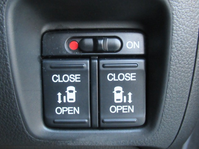 ホンダ Ｎ　ＢＯＸ ６６０ カスタムＧ ターボＡパッケージ H26年 (関東) 99