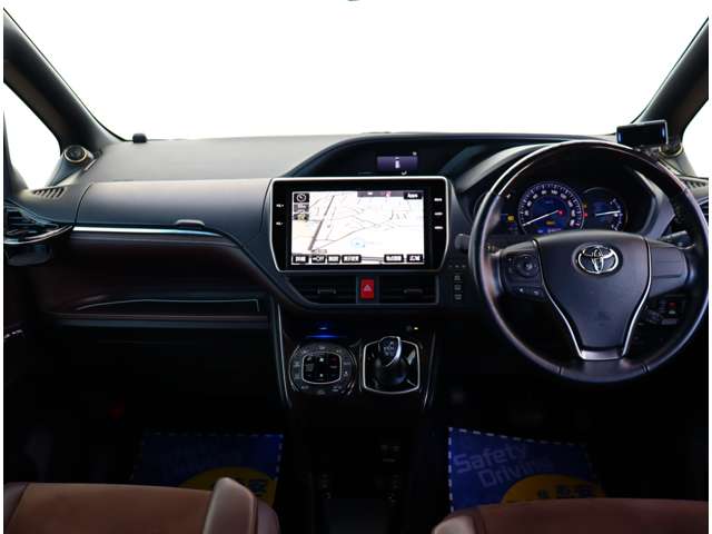 トヨタ エスクァイア　ハイブリッド １．８ ハイブリッド ＧＩ H30年 (関東) 99