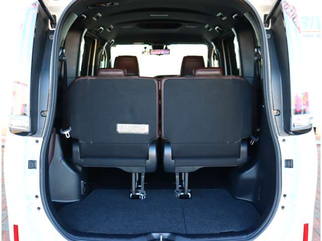 トヨタ エスクァイア　ハイブリッド １．８ ハイブリッド ＧＩ H30年 (関東) 99