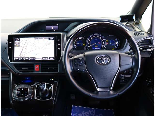 トヨタ エスクァイア　ハイブリッド １．８ ハイブリッド ＧＩ H30年 (関東) 99