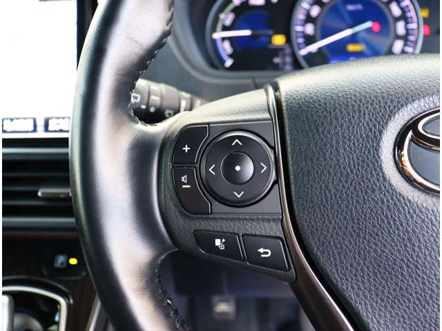 トヨタ エスクァイア　ハイブリッド １．８ ハイブリッド ＧＩ H30年 (関東) 99