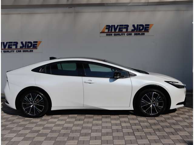 トヨタ プリウス ２．０ Ｚ R5年 (関東) 99