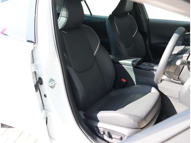 トヨタ プリウス ２．０ Ｚ R5年 (関東) 99