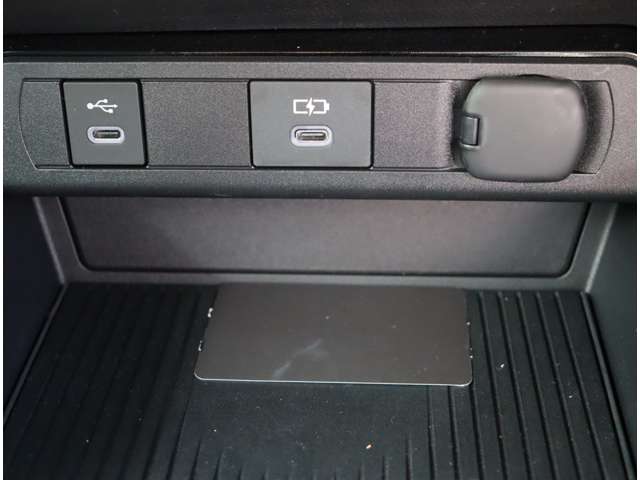 トヨタ プリウス ２．０ Ｚ R5年 (関東) 99