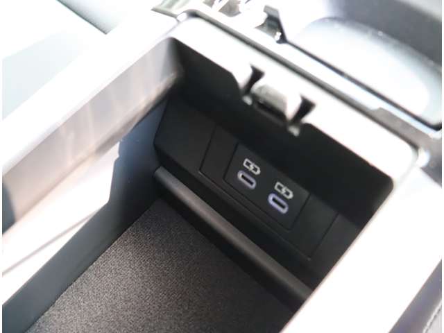 トヨタ プリウス ２．０ Ｚ R5年 (関東) 99