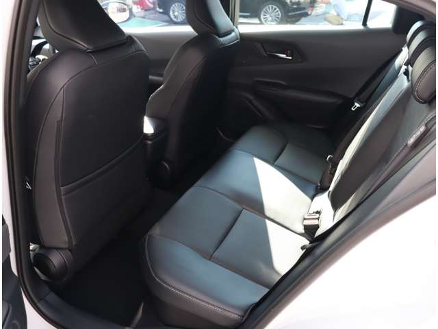 トヨタ プリウス ２．０ Ｚ R5年 (関東) 99