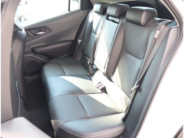 トヨタ プリウス ２．０ Ｚ R5年 (関東) 99