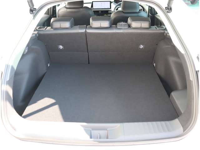 トヨタ プリウス ２．０ Ｚ R5年 (関東) 99