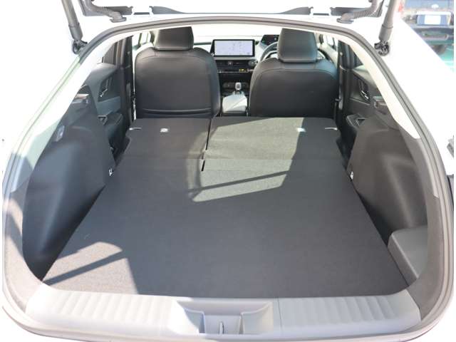 トヨタ プリウス ２．０ Ｚ R5年 (関東) 99