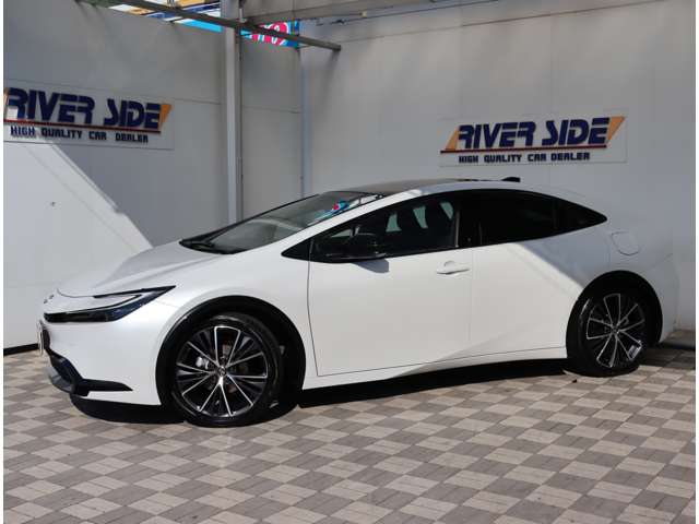 トヨタ プリウス ２．０ Ｚ R5年 (関東) 99