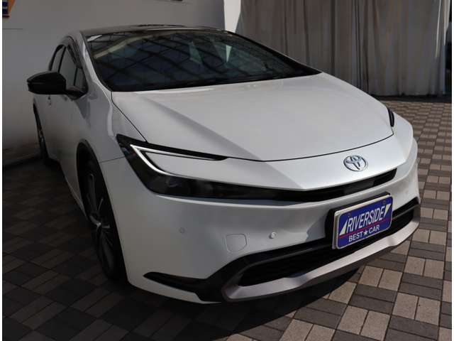 トヨタ プリウス ２．０ Ｚ R5年 (関東) 99