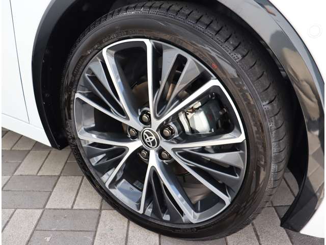 トヨタ プリウス ２．０ Ｚ R5年 (関東) 99