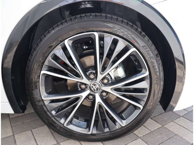 トヨタ プリウス ２．０ Ｚ R5年 (関東) 99