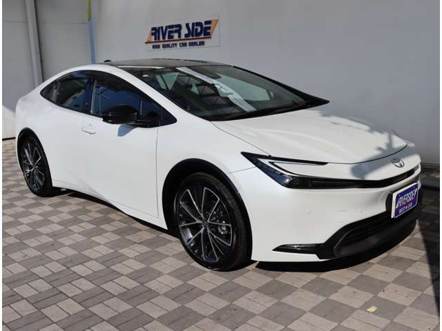 トヨタ プリウス ２．０ Ｚ R5年 (関東) 99