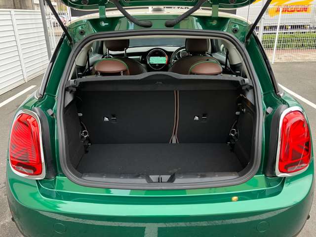 ミニ ミニ クーパーＤ ３ドア ６０イヤーズ エディション R2年 (近畿) 99