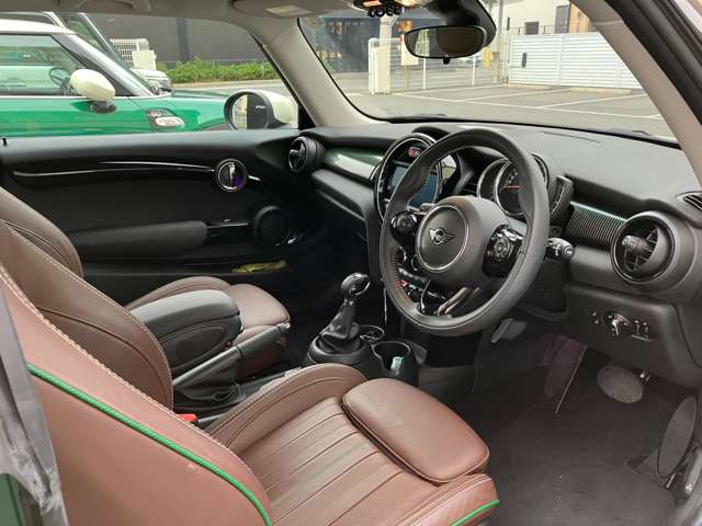 ミニ ミニ クーパーＤ ３ドア ６０イヤーズ エディション R2年 (近畿) 99